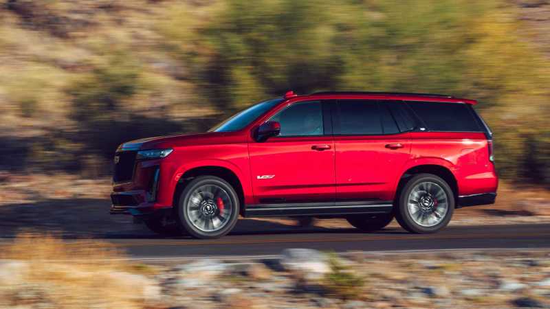 凯迪拉克凯雷德v系列试驾,凯迪拉克凯雷德V加长版评测