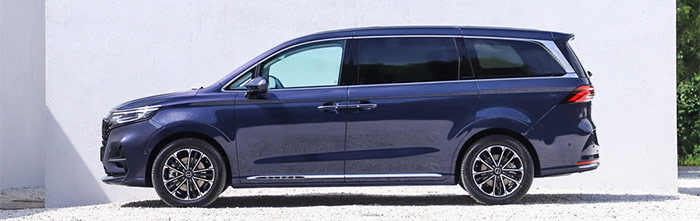 荣威imax8全系车型区别,荣威空间最大的轿车