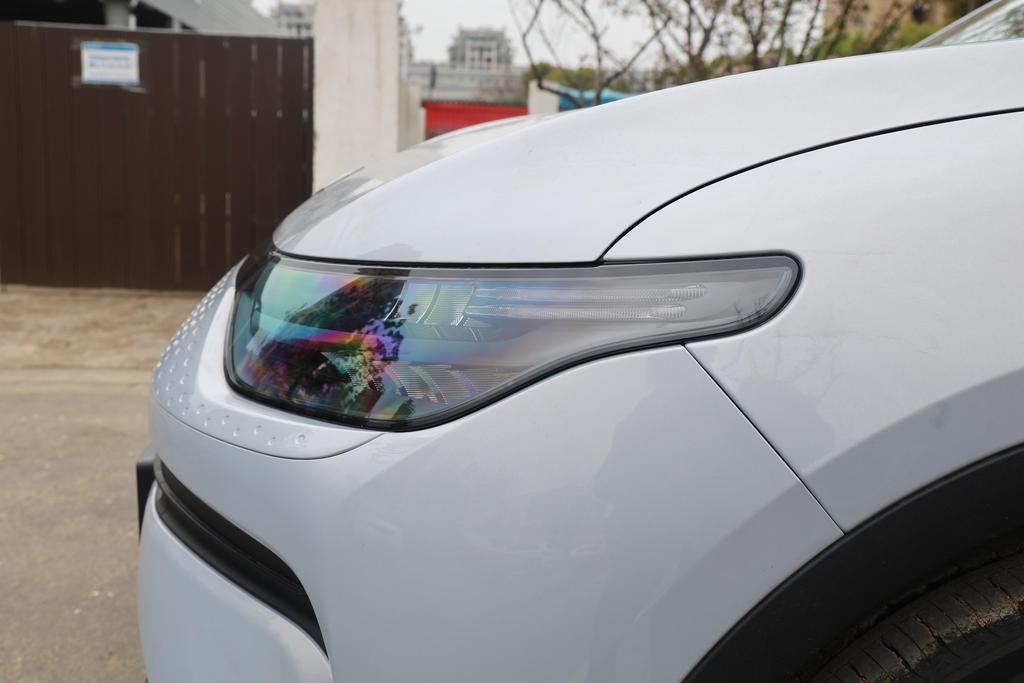 购买零跑C11享受补贴送大礼包