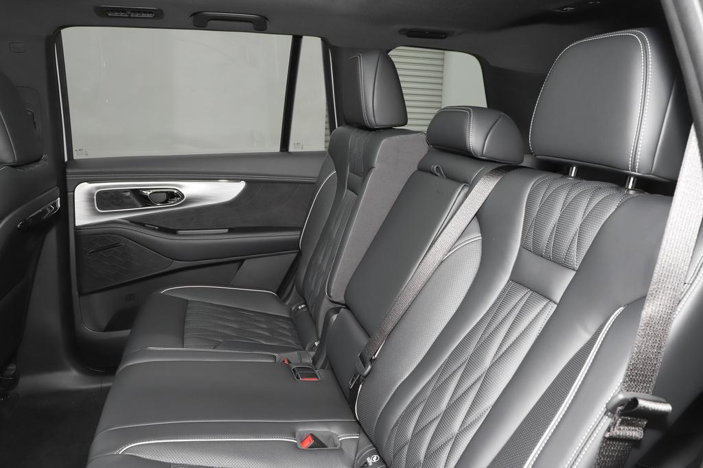 霸气之境格局自证全新第二代gs8 (广汽传祺gs8双擎混动终身免费保养)