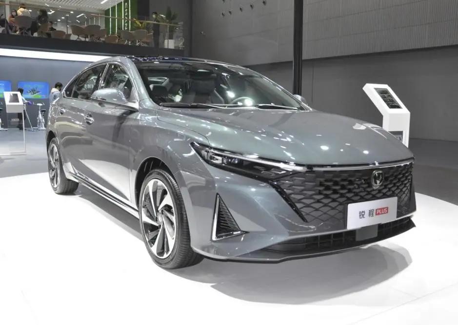 长安逸动plus和长安锐程cc,10万左右长安锐程plus有性价比吗