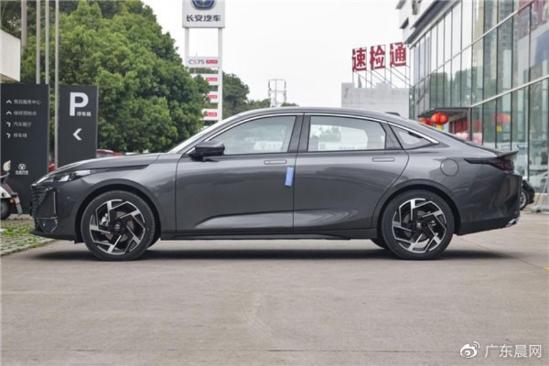 长安颐达旗舰版准新车,长安汽车新车型定名逸达是哪一款