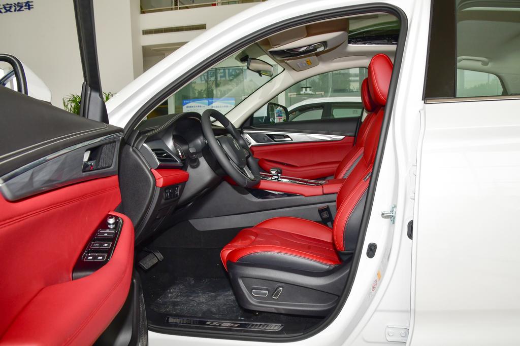 行车记录仪怎么看回放车内语音,行车记录仪怎么使用和设置