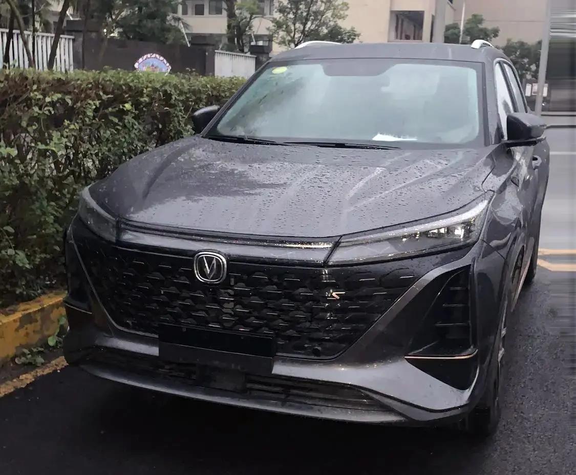 长安锐程plus和长安颐达哪个好,长安锐程cc和朗逸plus怎么选择