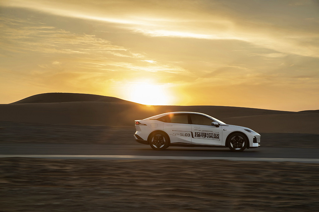 深蓝sl03和model3行驶质感,model3技术大全