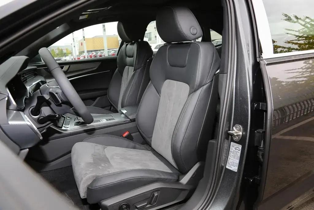 豪华车体验,豪华动感奥迪a6l测试