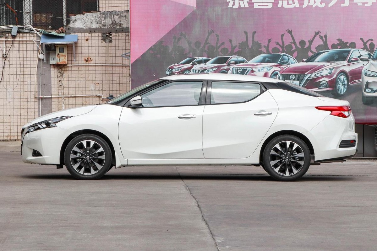 日产蓝鸟油耗7.5正常吗,2007款日产蓝鸟油耗接近10个油