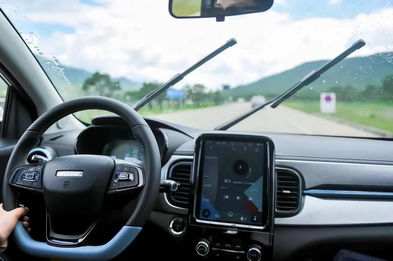 奇瑞小蚂蚁新款试驾,试驾奇瑞小蚂蚁最低配