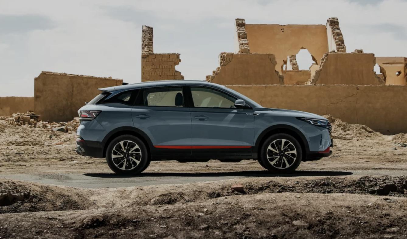 东风风神ax7马赫版2022款试驾评点,追求精致生活试驾新款东风风神ax7