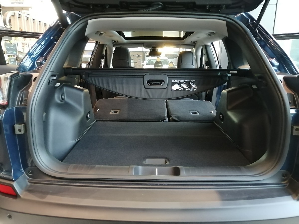 jeep自由光2.0t四驱探享版测试,jeep自由光2.0t发动机