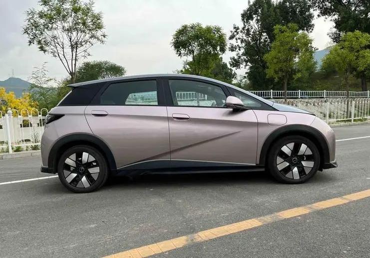 适合女生的新能源车排行榜,女生买新能源车哪款比较合适