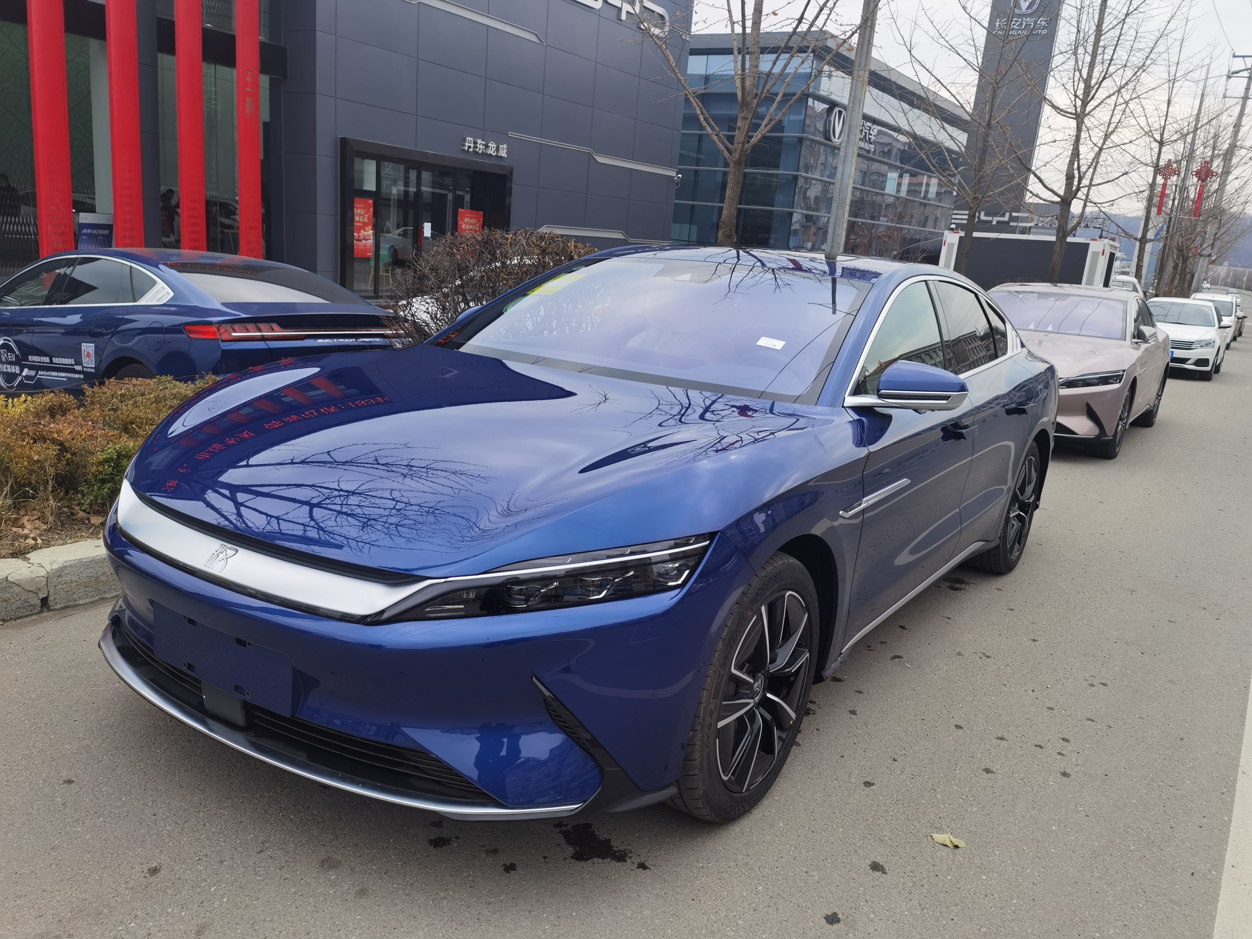 路虎极光回头率,红旗h5极光蓝上路回头率