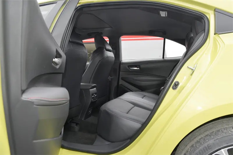 丰田雷凌和大众宝来该怎么选,宝来1.2t跟雷凌1.2t哪个好保养便宜