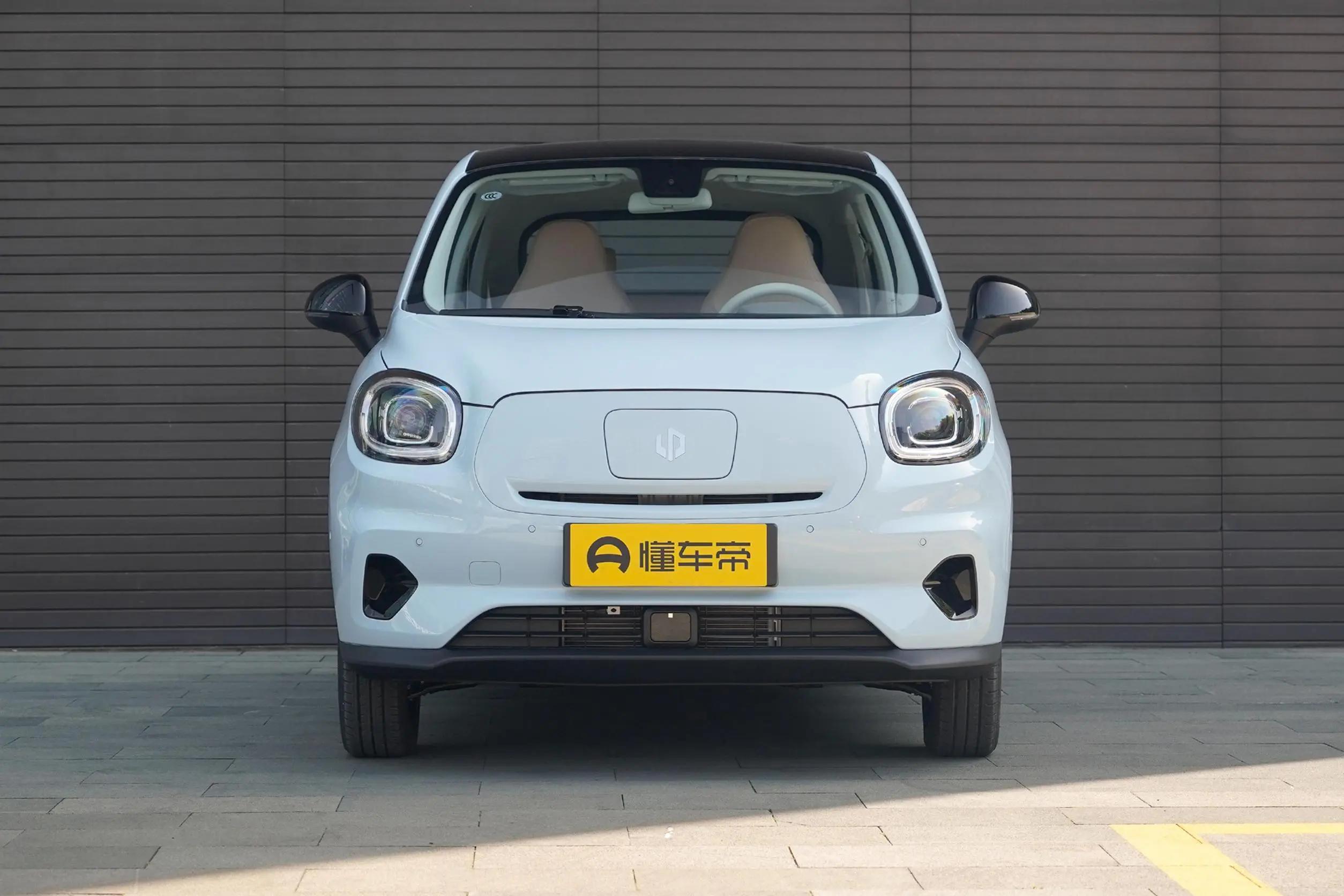 零跑t03车型详解,零跑t03豪华版续航测评