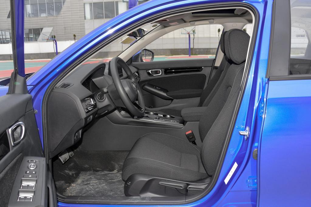 思域优惠高达,1.0t思域直降5000元欢迎试乘试驾