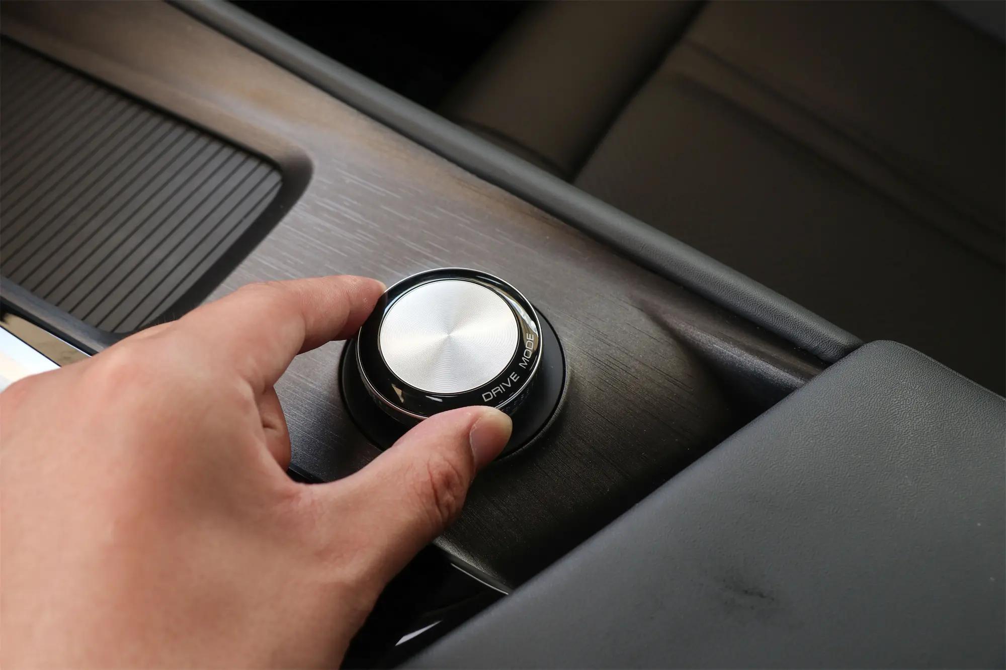 风神皓极马赫双擎用车感受,东风风神皓极混动推荐买吗