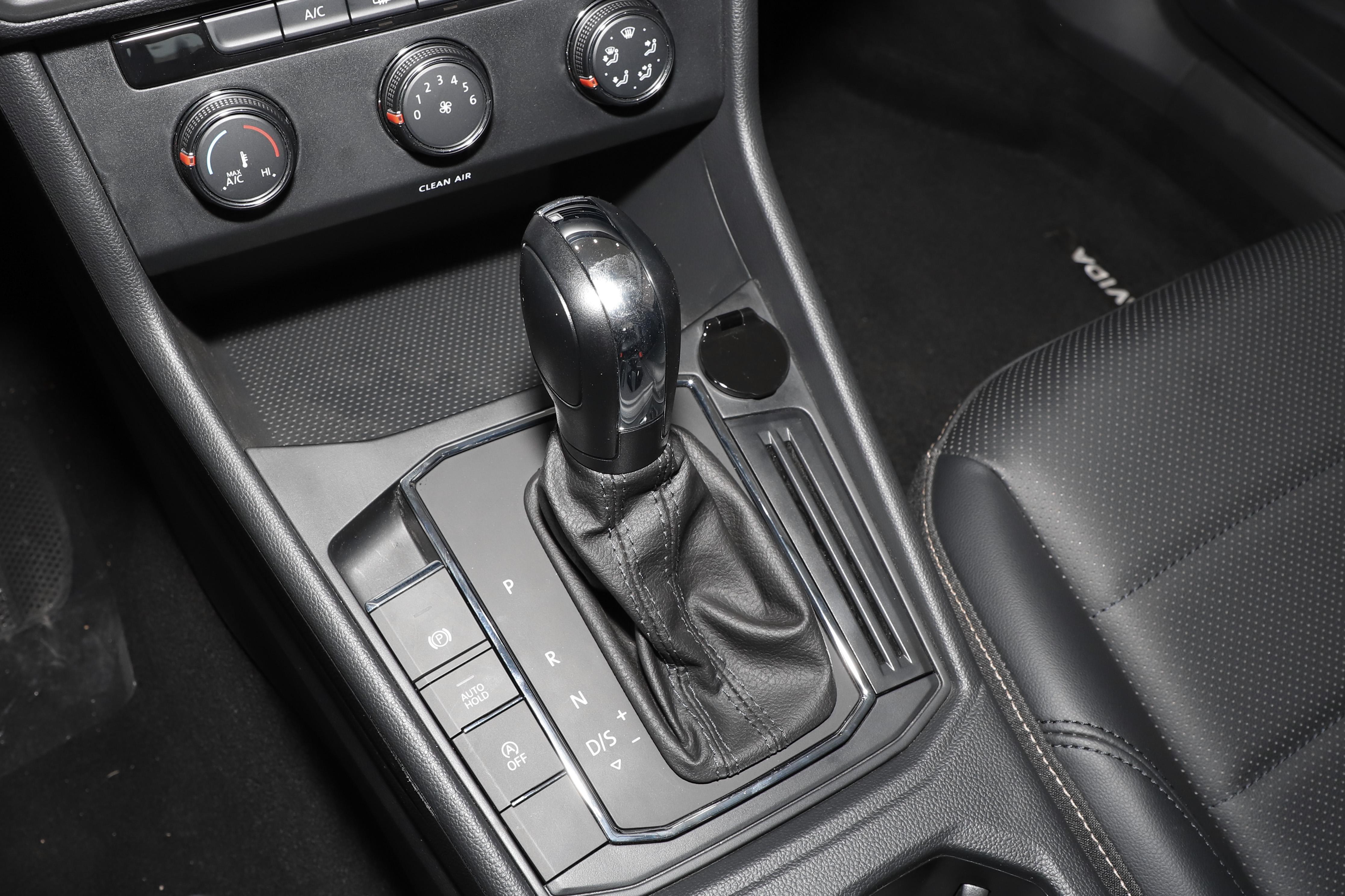 朗逸保养手册让10000公里保养一次,2022朗逸保养周期及价格表