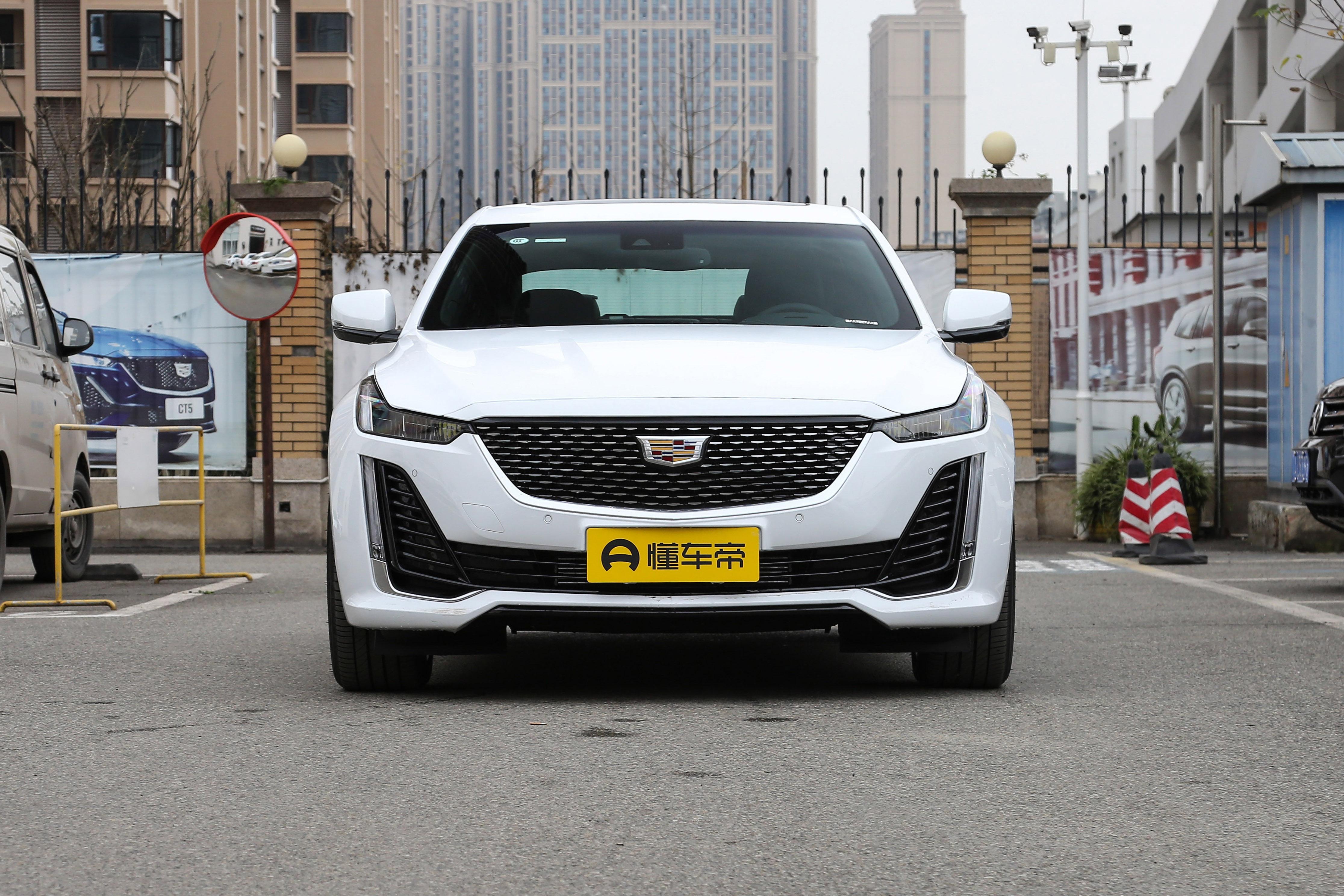 凯迪拉克ct5提示维修保养组合键,2023款凯迪拉克ct5豪华版保养周期