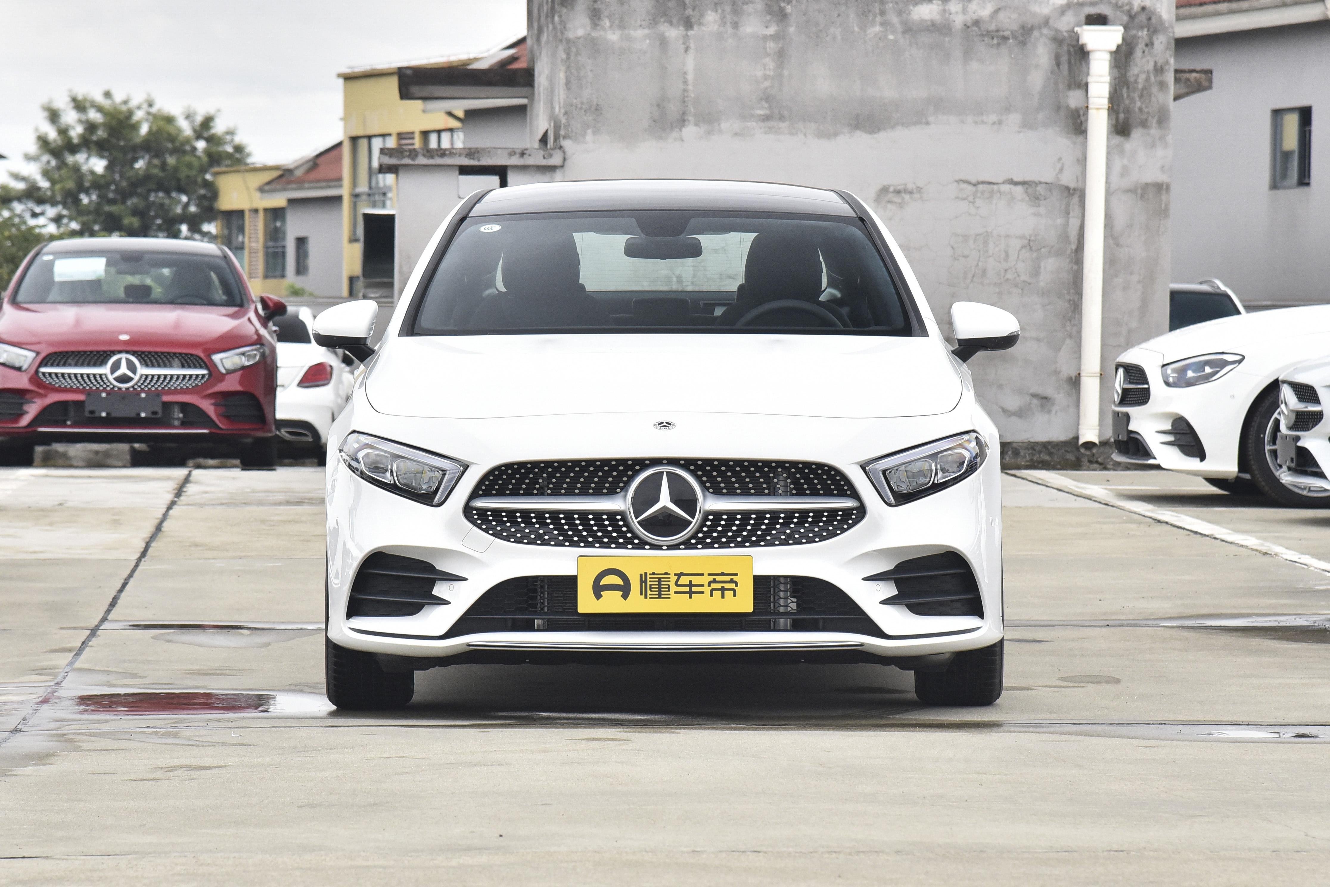 2022款奔驰*级A**用车成本分析，开一台豪华品牌小车需要多少钱？