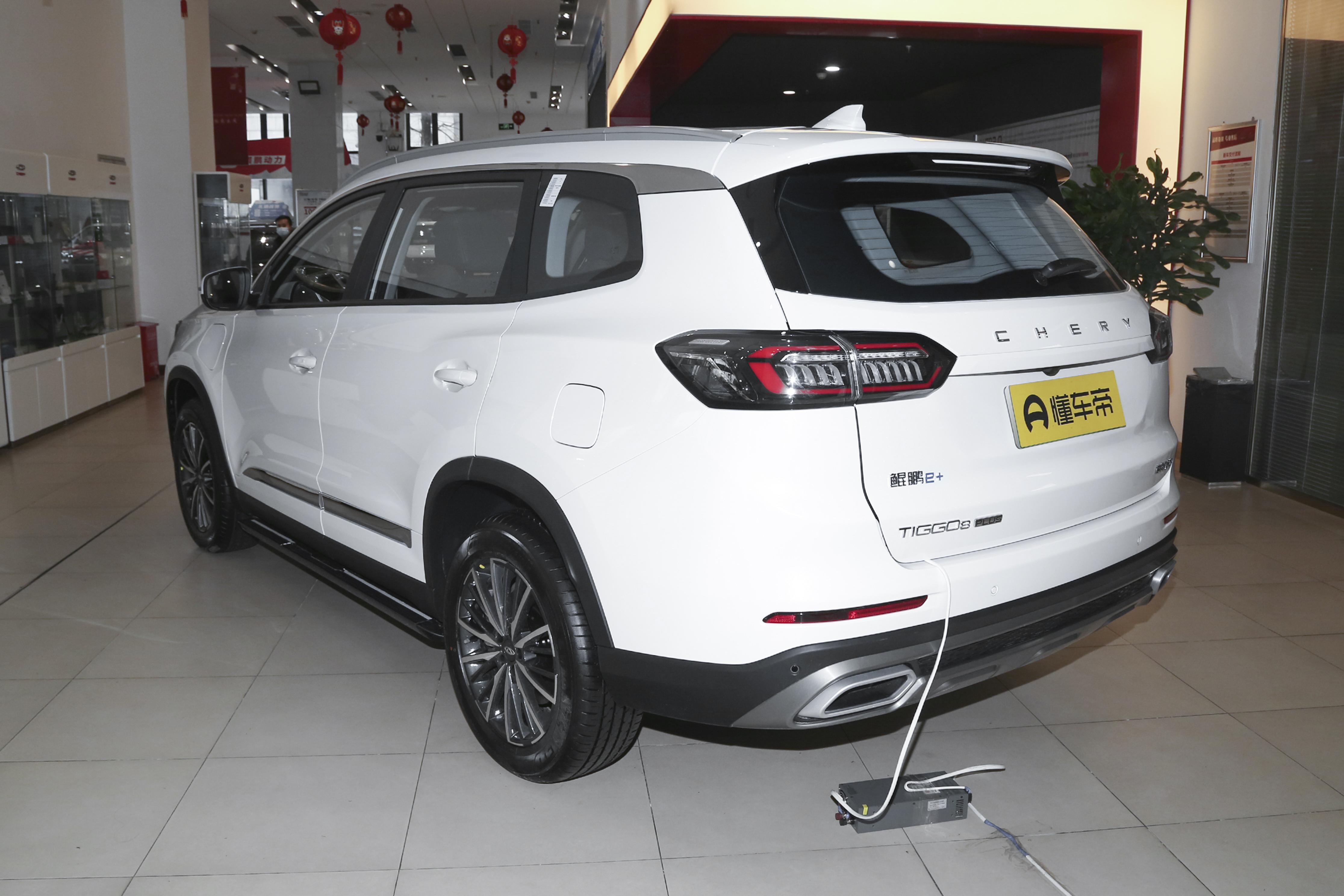 瑞虎8plus鲲鹏版对比长安cs75plus,瑞虎8plus2.0t对比cs75plus2.0t