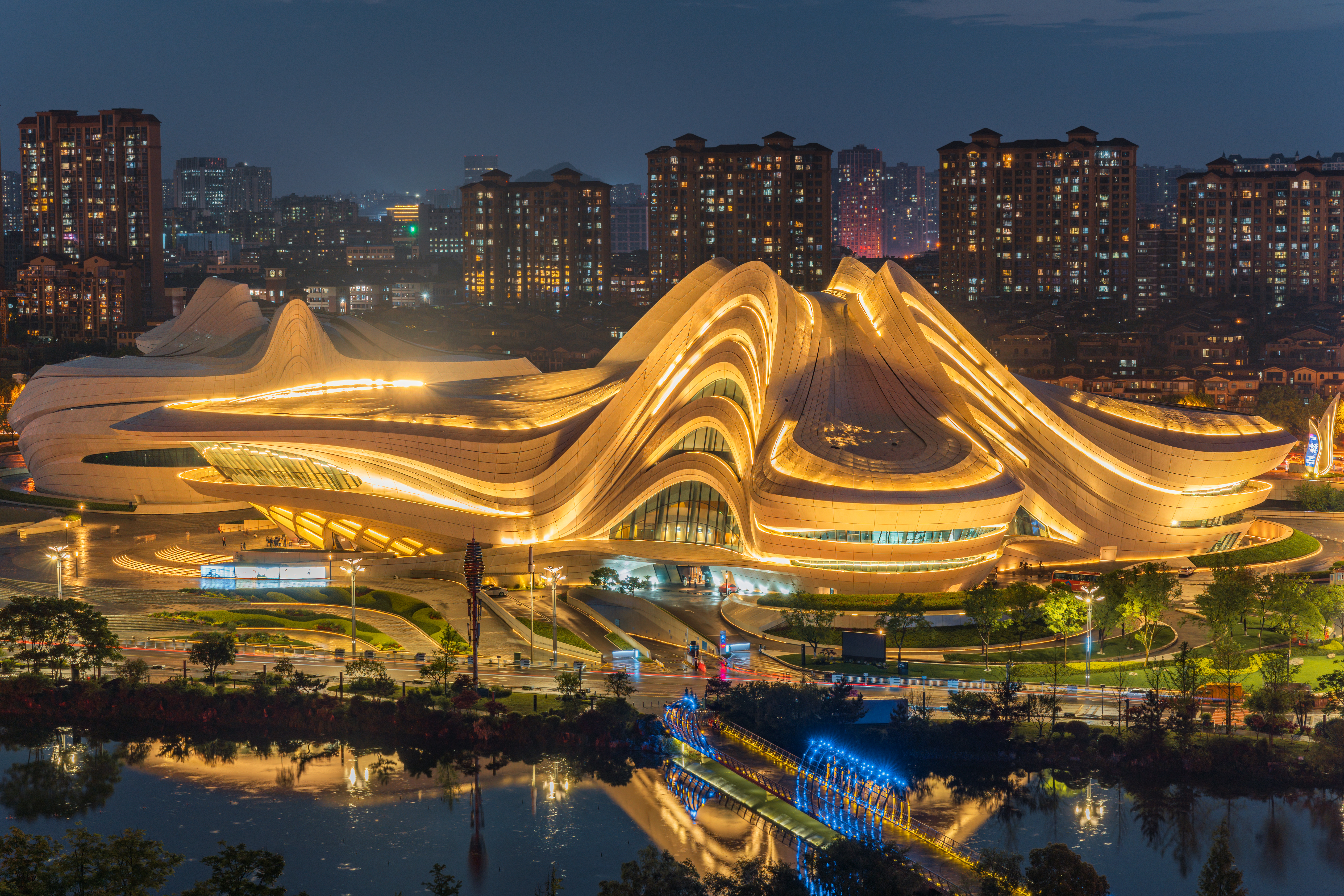 人与鸟兽同群的蒙昧状态，究竟经历了多长时间？