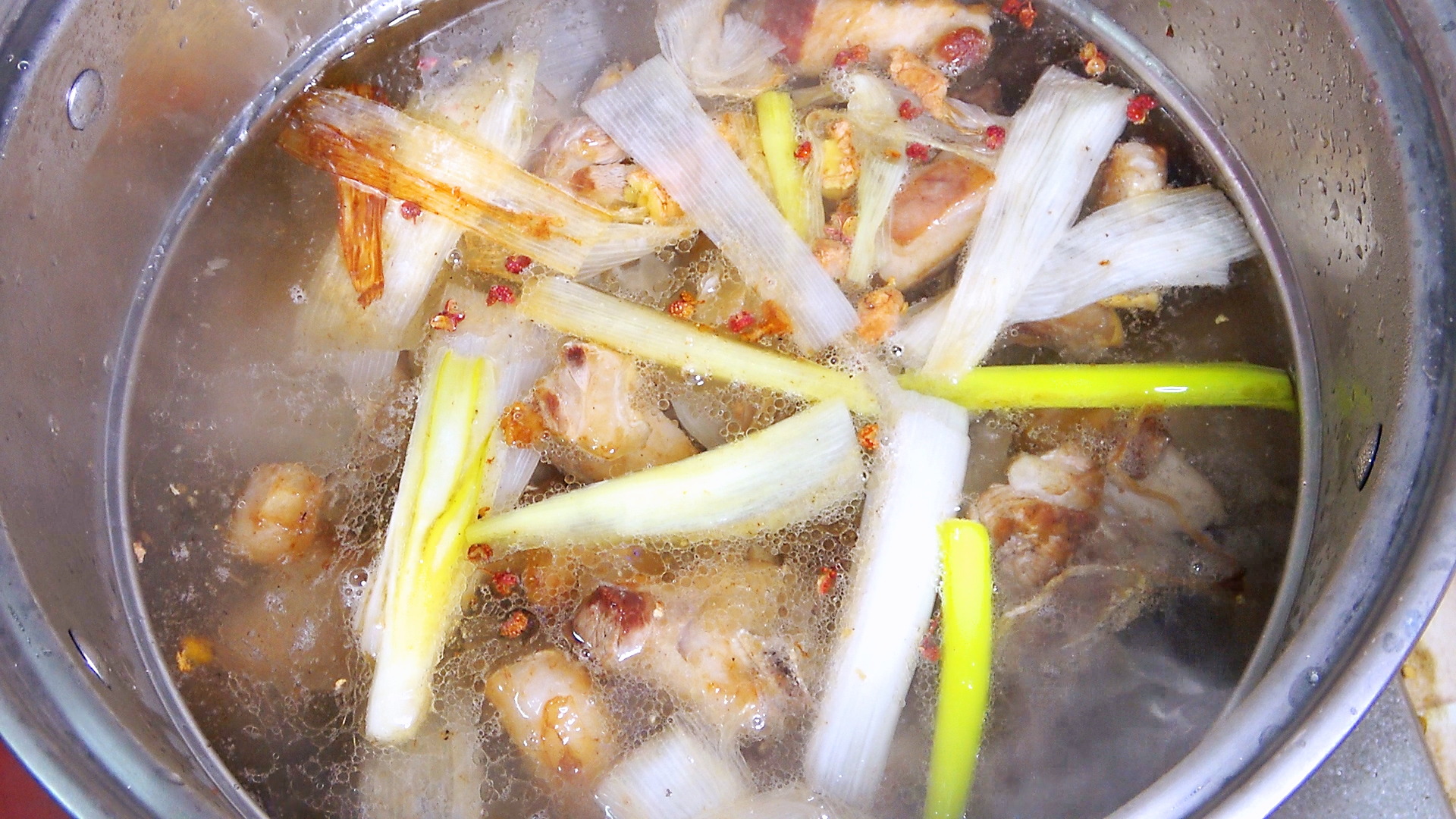 羊肉汤怎么炖好喝的做法秘籍,羊肉汤怎么炖好喝视频教程