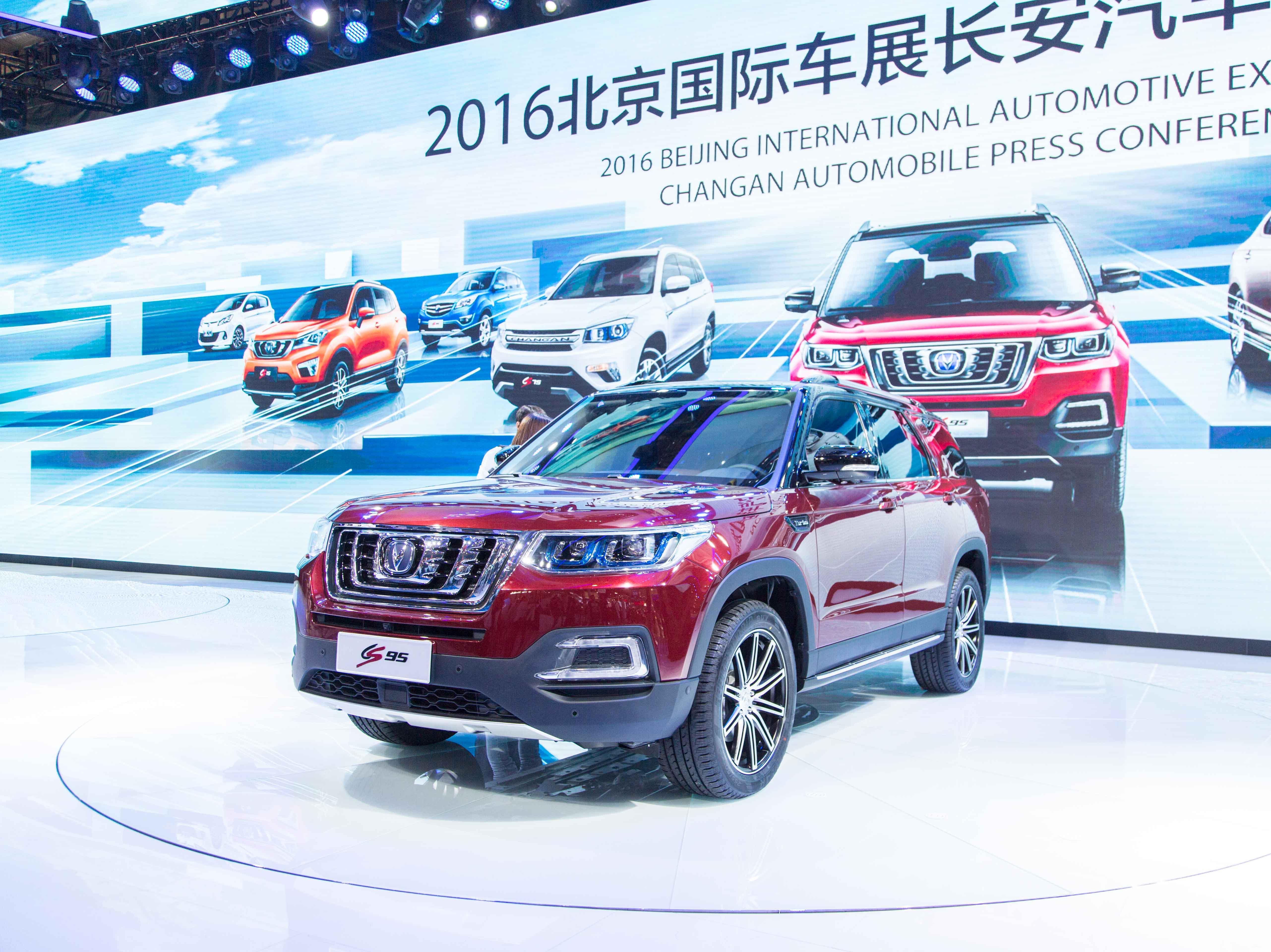 从国车到国民车的蜕变红旗,转变国产汽车印象的优秀车