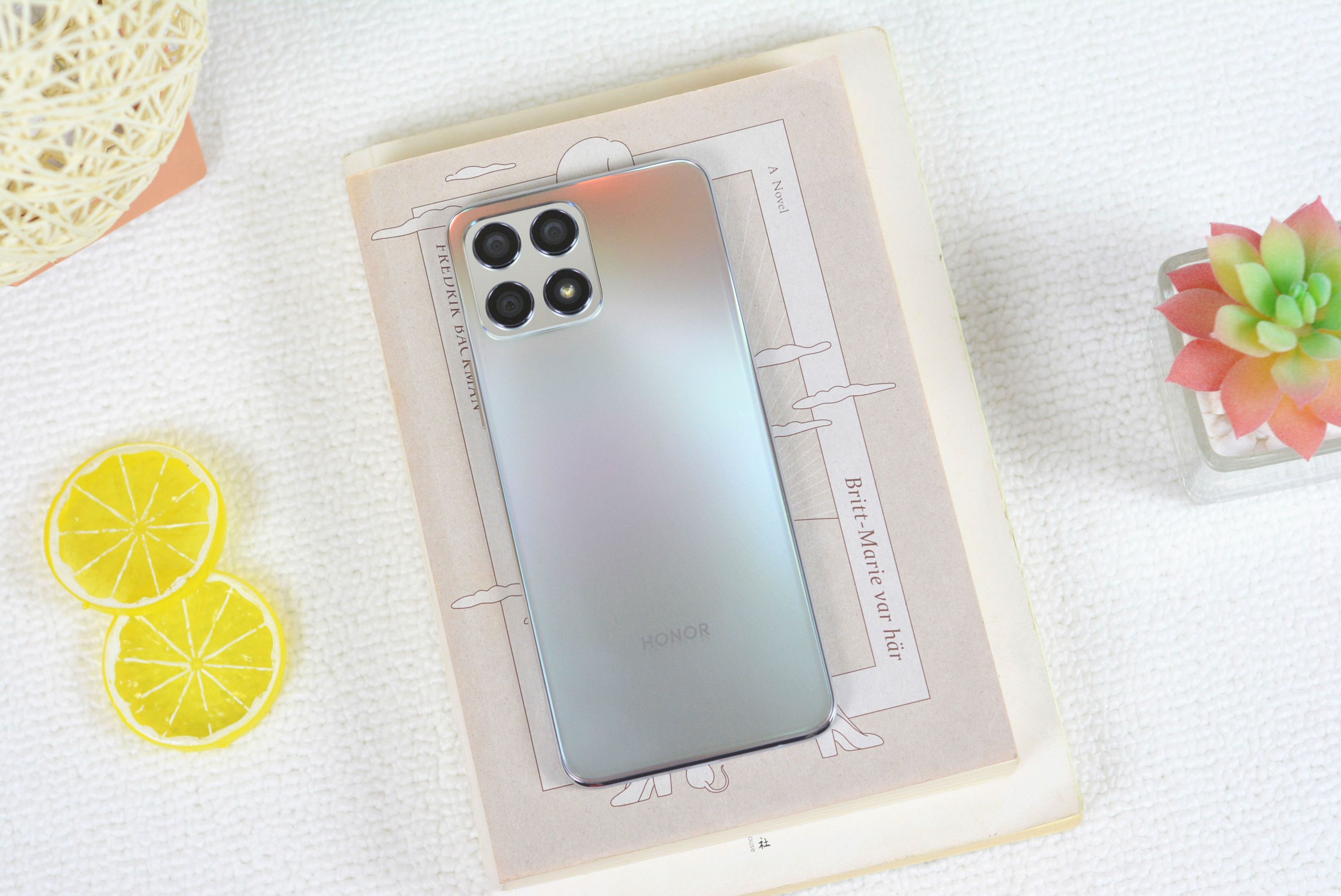 大屏与轻盈兼得荣耀x30i评测,荣耀x30i测评科技美学