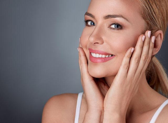 基础护肤看完这一篇就足够了，流程和详解都有！