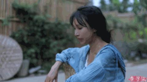 李子柒早期作品村姑女汉子形象,最美网红李子柒