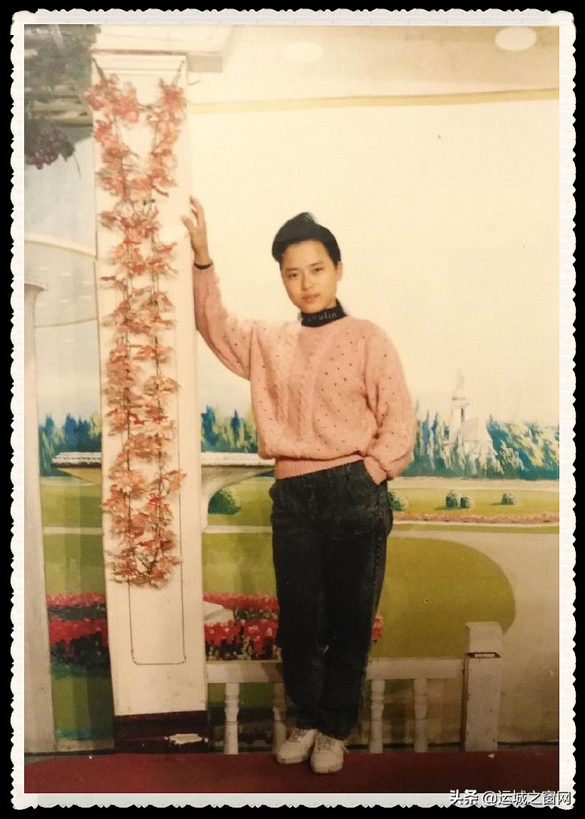 90年代的高刘海发型,九十年代女生刘海发型