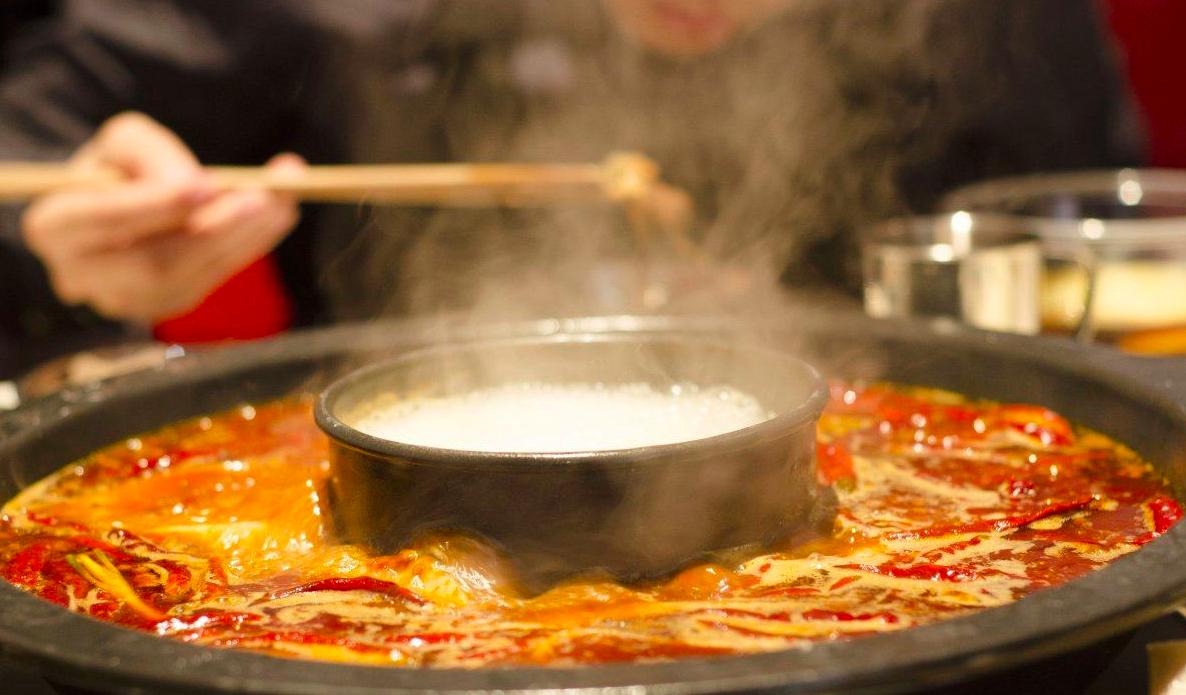 吃辣出汗多能减肥吗,吃辣椒让自己出汗能减肥吗