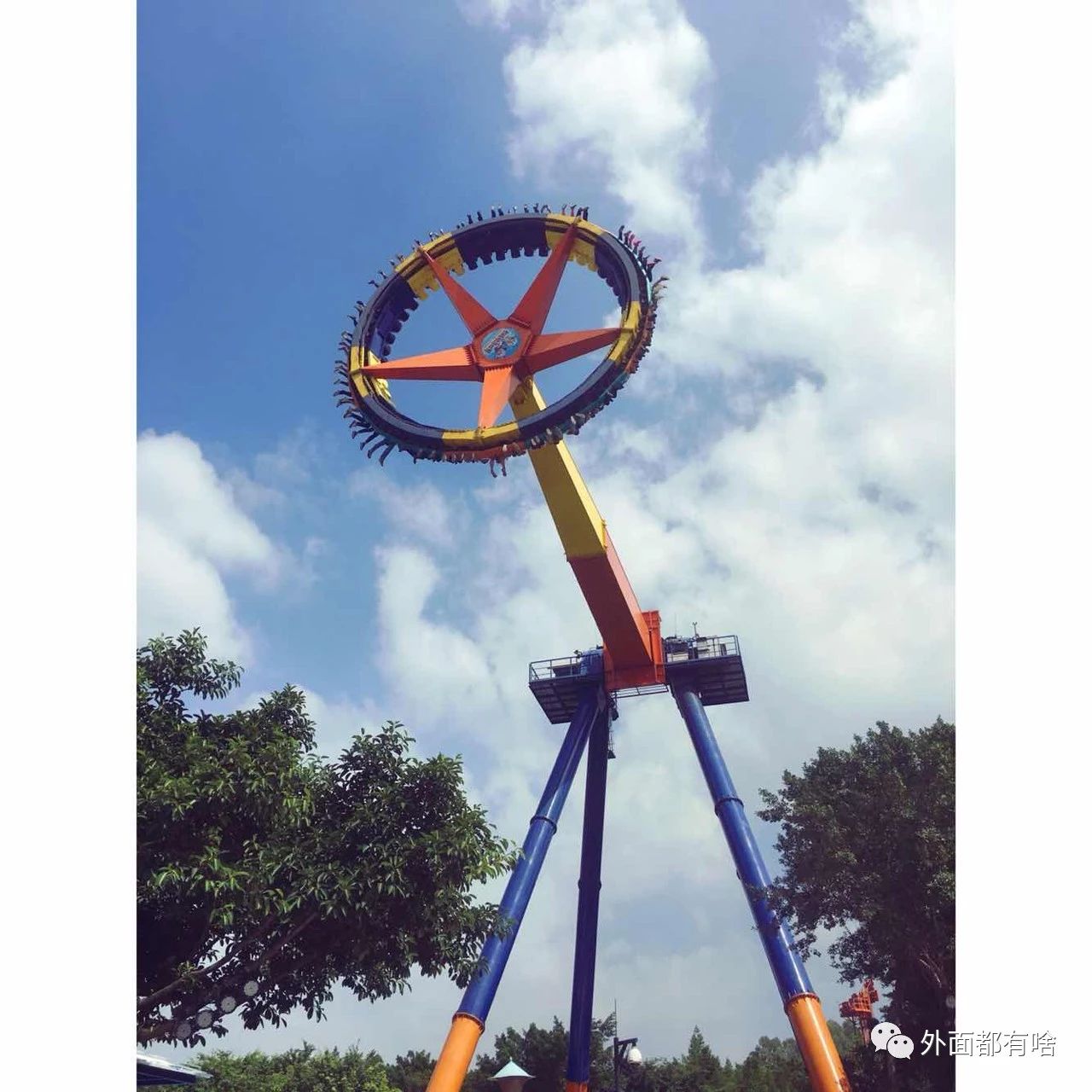 广州长隆欢乐世界惊险项目,在高空看广州长隆欢乐世界