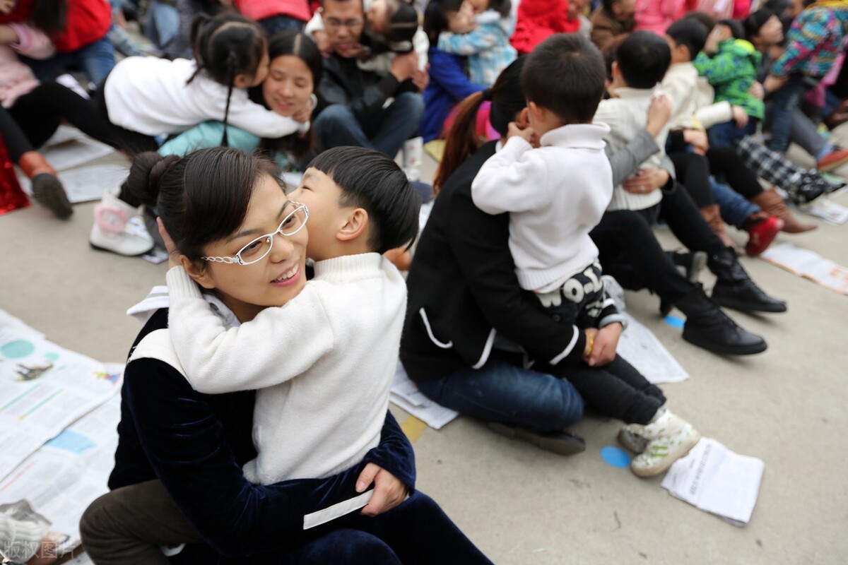 军事亲子运动会活动方案,小班亲子运动会活动方案