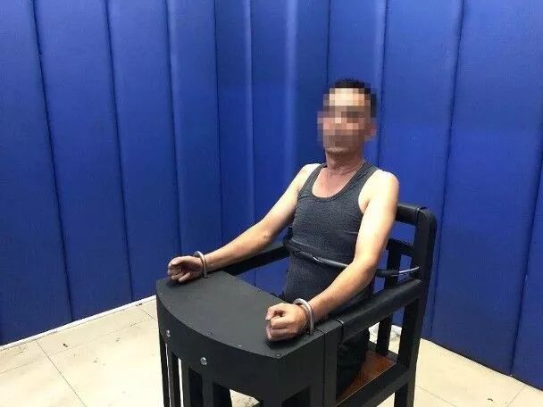 任达华在中山被陌生男子捅伤,任达华中山遇袭视频