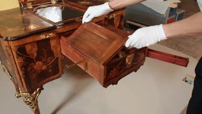 看完这些处处是机关的家具,才知道小时候的文具盒是这么来的