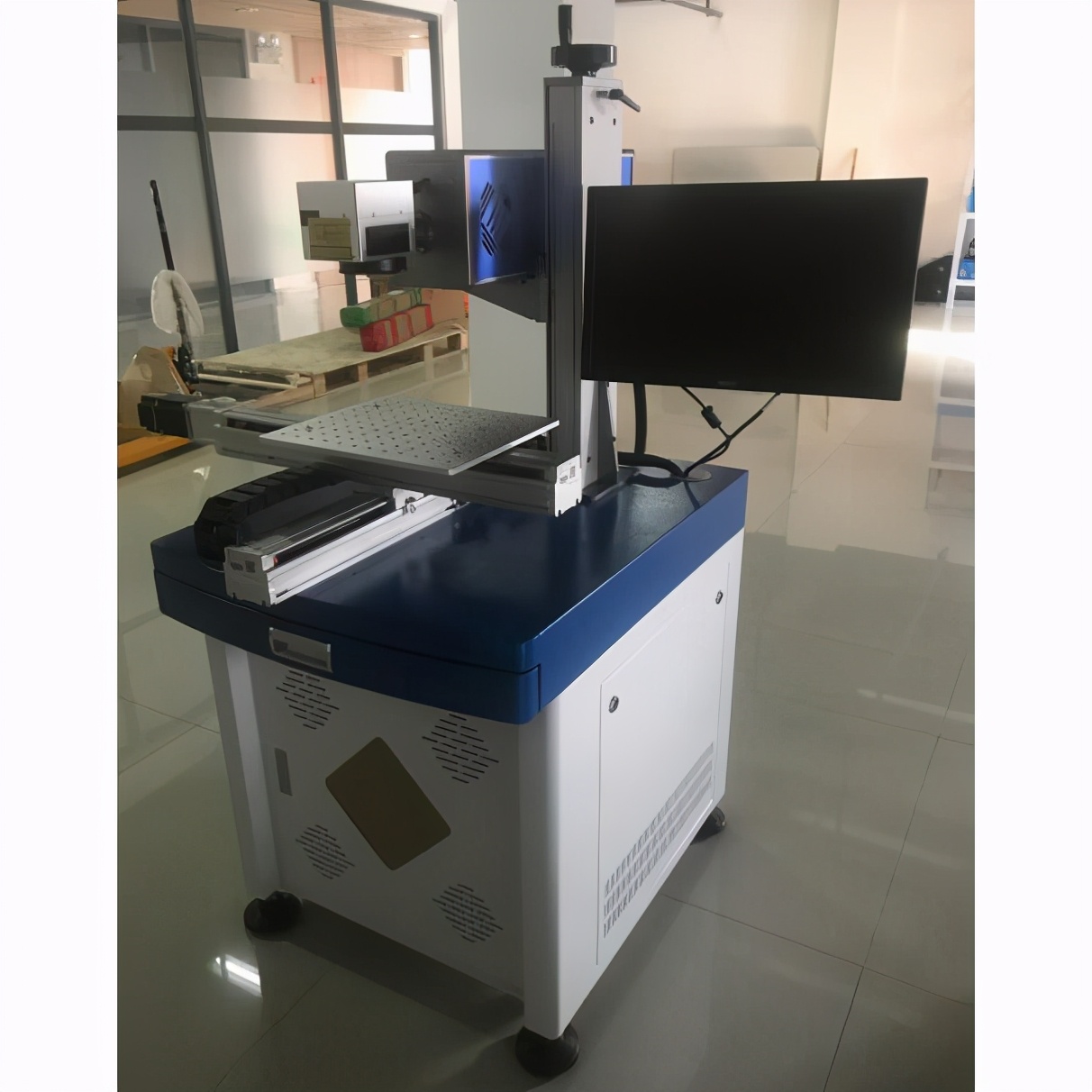 什么牌子的激光打标机好,激光打标机和光纤打标机对比