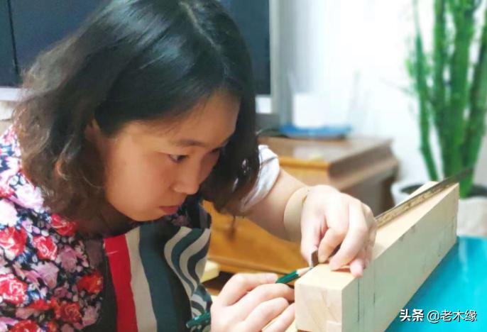 自己动手做榻榻米教程,自己做客厅榻榻米