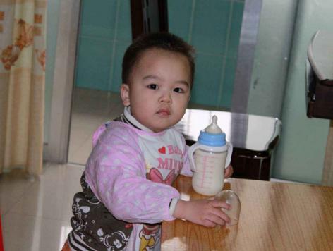 断奶好方法让宝宝轻松断奶几个月,宝宝多大断奶如何正确断奶