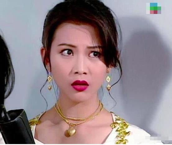 蔡少芬的艰辛往事,蔡少芬人生几经波折大起大落