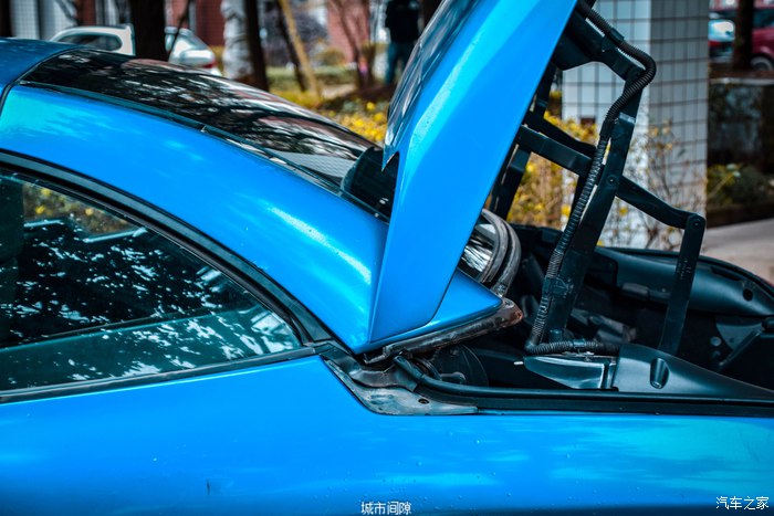 标志307敞篷车还值得玩吗,标致307cc敞篷跑车多少钱一辆