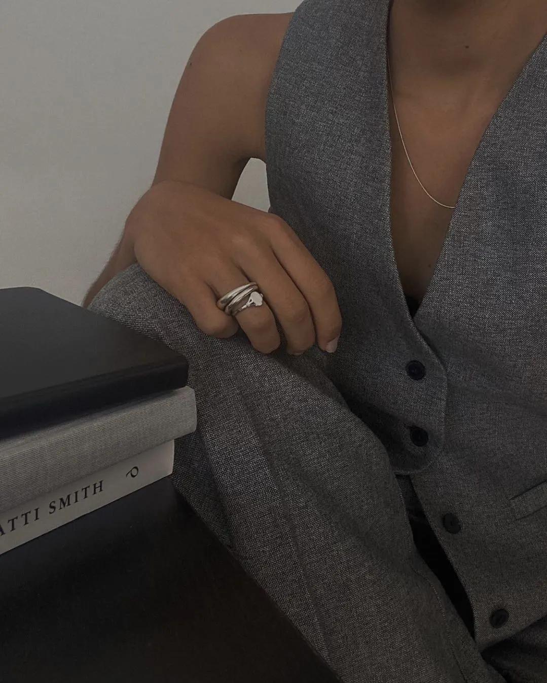 Jennie的马甲原来是学Kate Moss啊