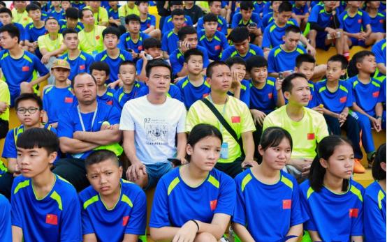 2020年儋州市中小学生校园足球冬季联赛开赛