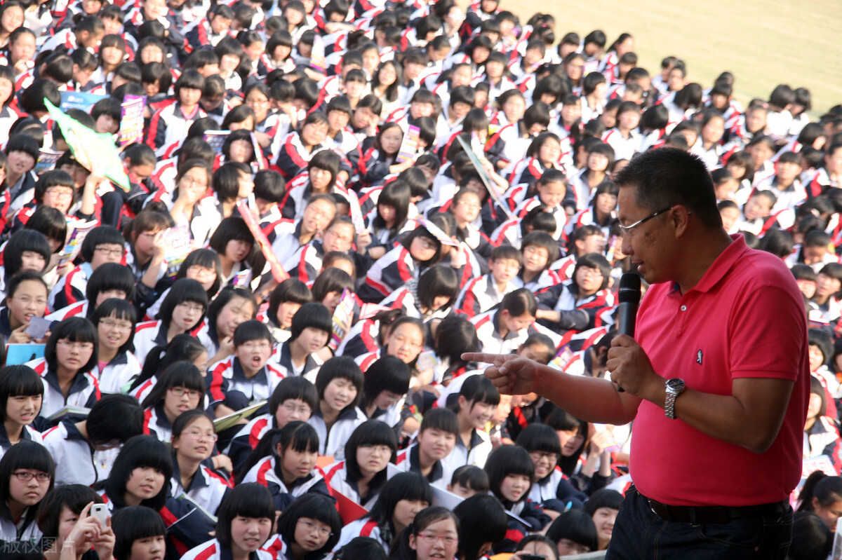 李阳最疯狂的英语,李阳900句疯狂英语