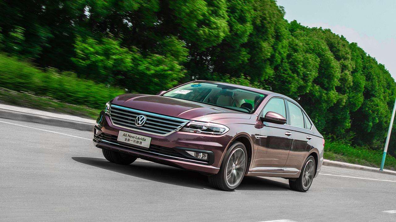 两厢车驾驶感受和三厢有区别吗,两厢车和三厢车差别在哪