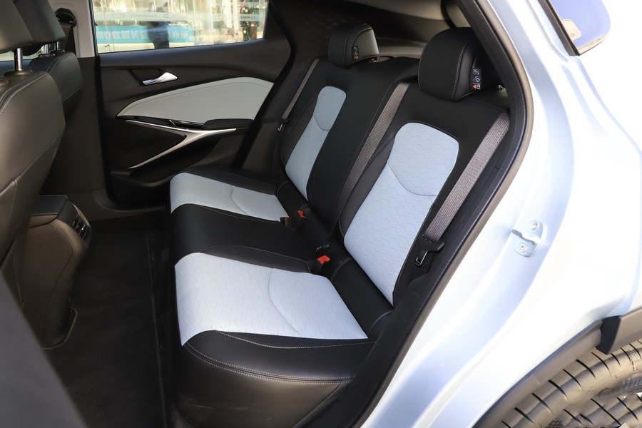 雪佛兰又添战将新2021款迈锐宝xl,雪佛兰增加新车有优惠活动