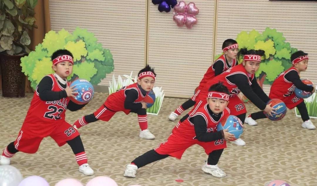 满天星光，“鼠”你最闪亮：世幼·满天星幼儿园舞蹈晚托汇报演出