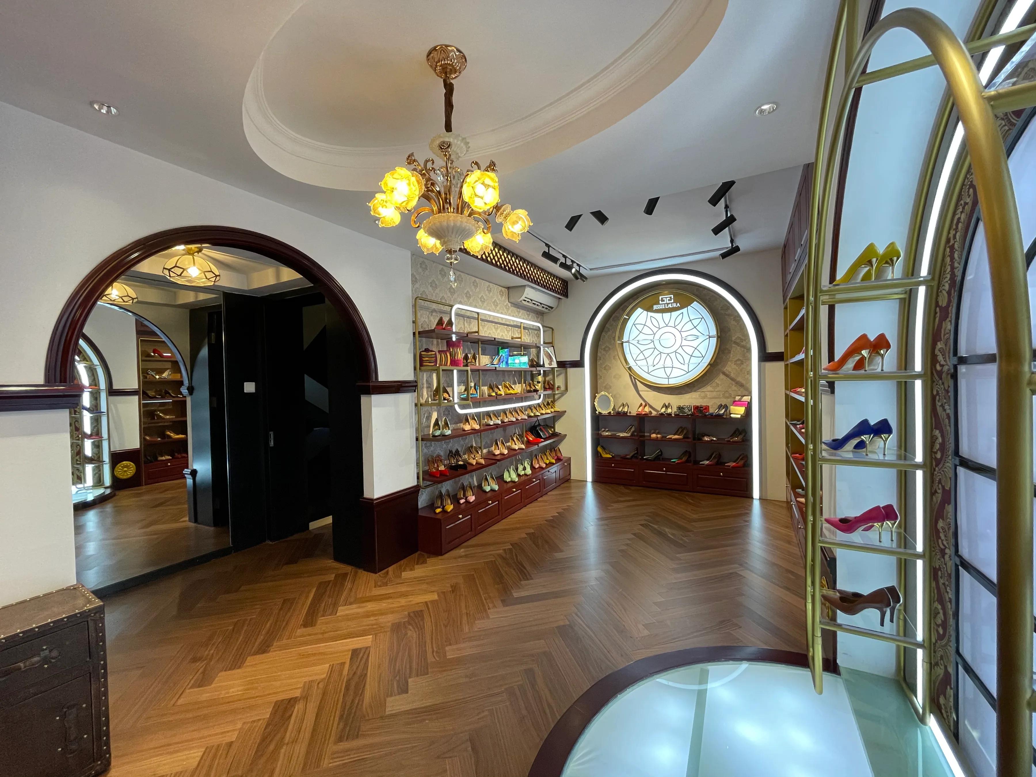 刺桐花开巨型雕塑,静待刺桐花开全文