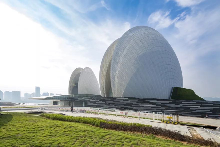 珠海先后三次被评为中国宜居城市,珠海被评为十大宜居城市