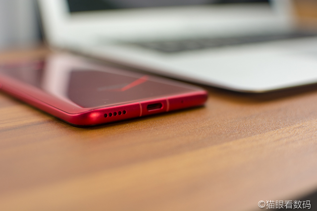 荣耀v20真香机,荣耀v20在今天是否值得购买